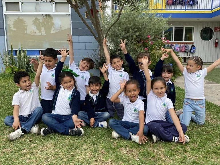 Niños jugando